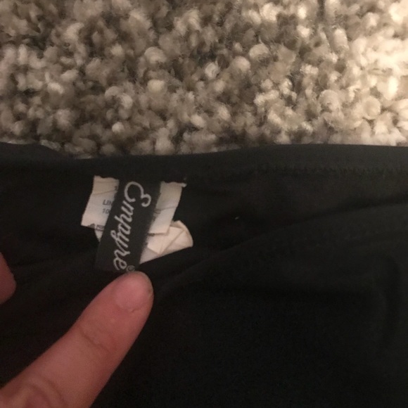 Bikini - Picture 4 of 5